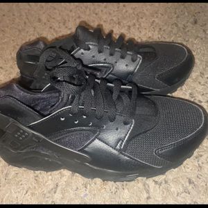 Huaraches All Black